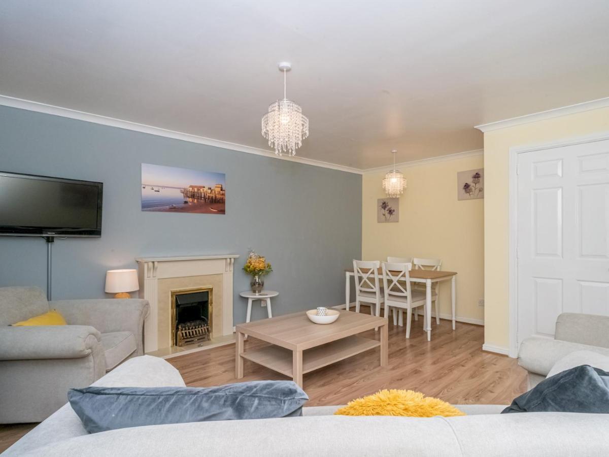 Modern Renovated 2Bed Flat With Free Parking Apartment เอดินบะระ ภายนอก รูปภาพ